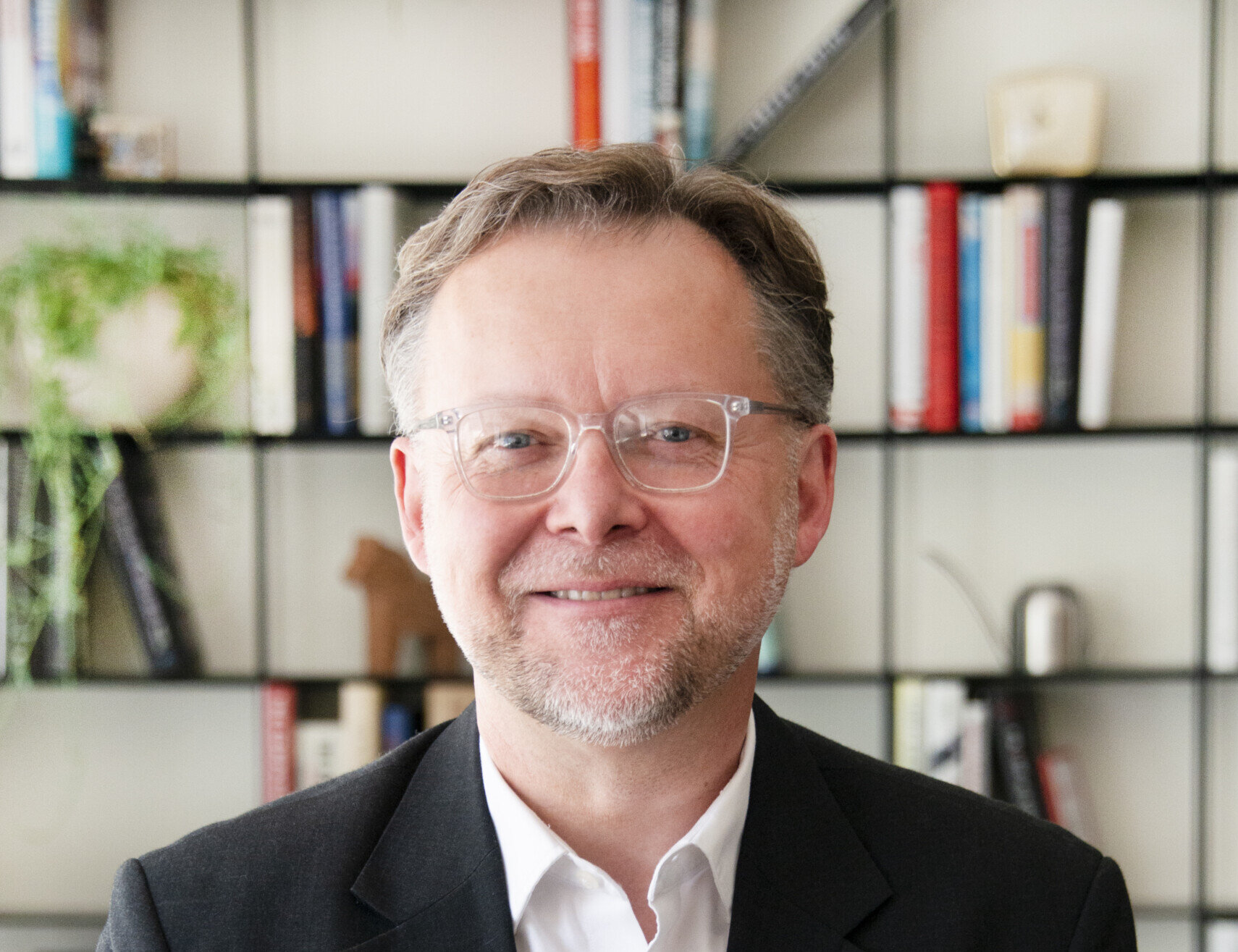 John Karr - Commonwealth Club World Affairs of California